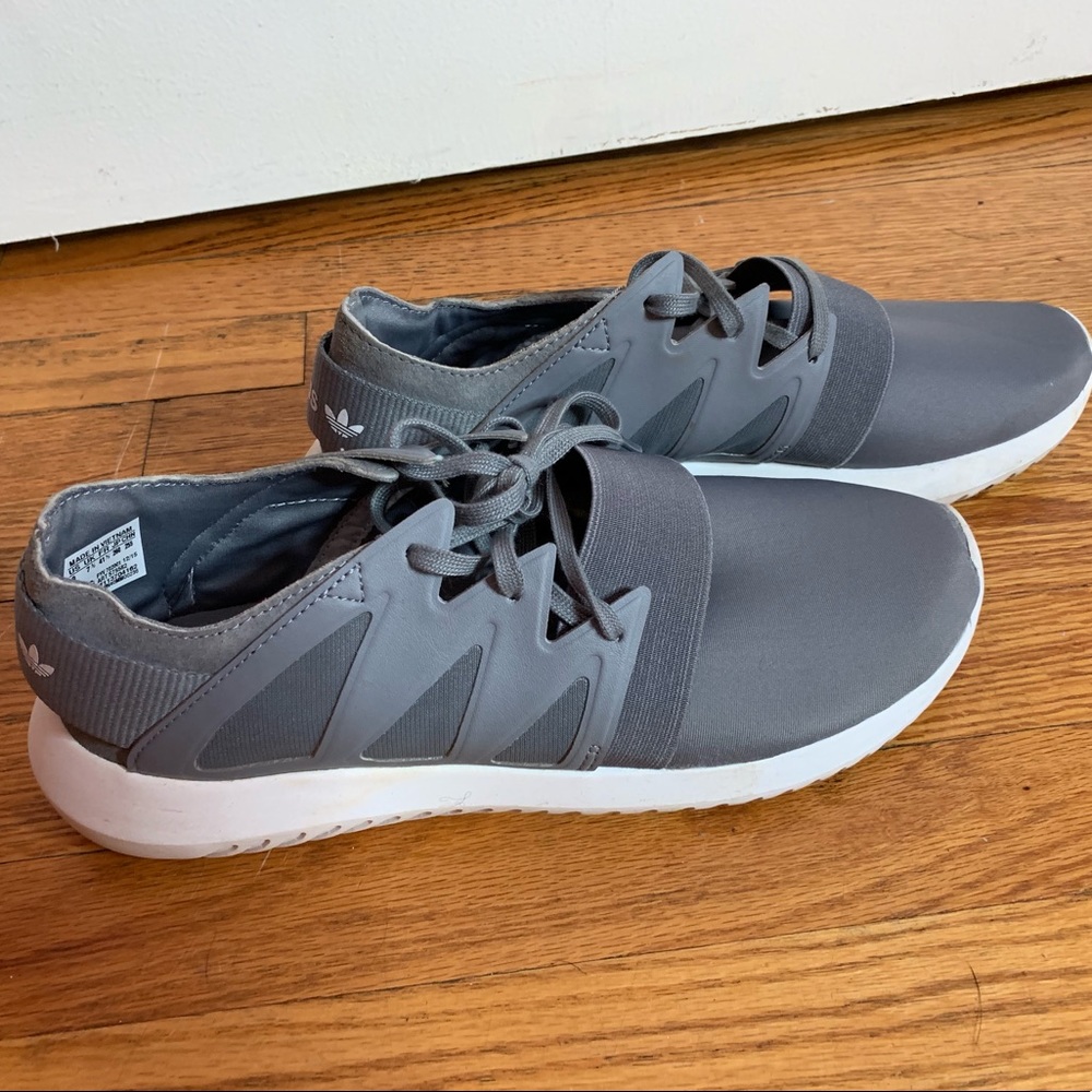 grey adidas tubular shoes
